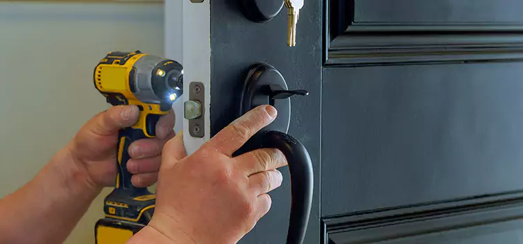 Locksmith Emergency Service Hopkins