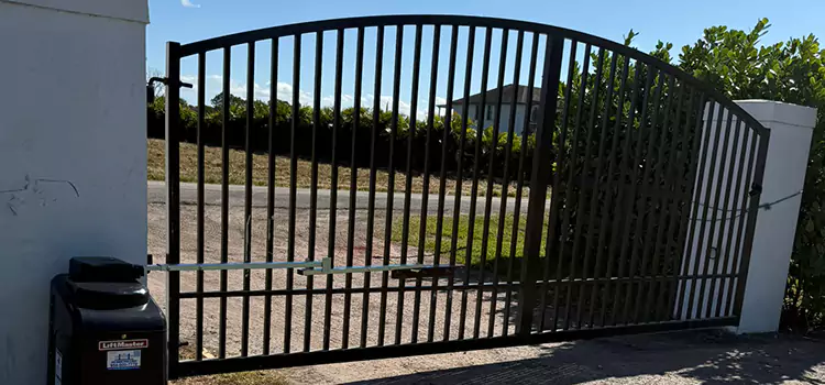 Driveway Fence Repair Hopkins